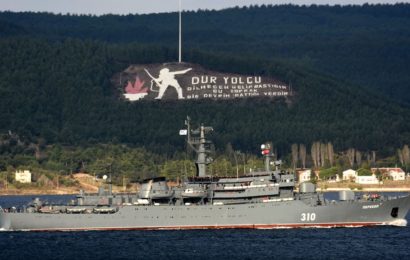 Rus Donanması Boğazdan Hazır Olda Geçti